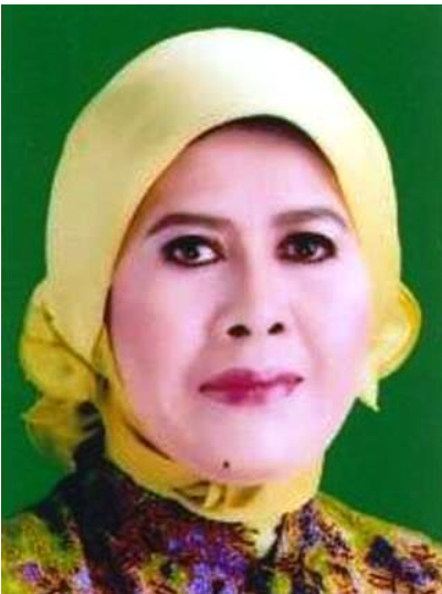 Hj. Haryanti Syafrin, SH